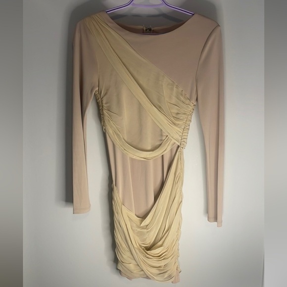 ALICE + OLIVIA Goddess Draped Dress , Prom/Grad  Dress Size 2 - Picture 4 of 7